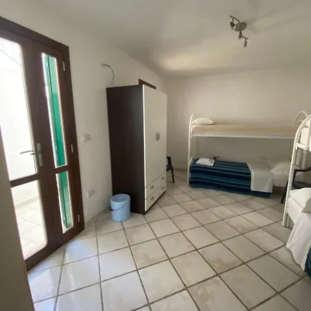 Πανσιόν Chiusurelle Room & Suite