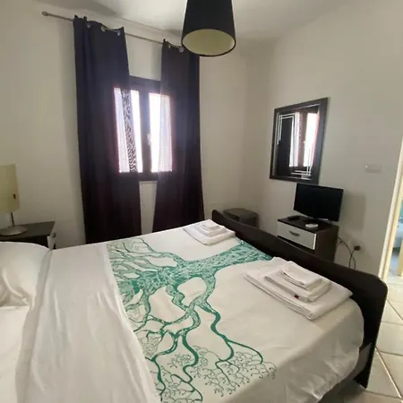 Πανσιόν Chiusurelle Room & Suite